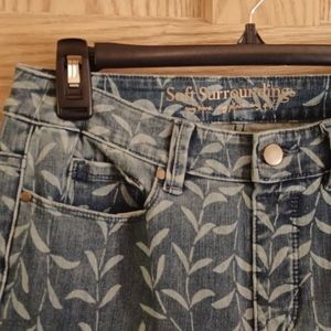 Sz XS Soft Surroundings Leaf Print Straight Jeans
